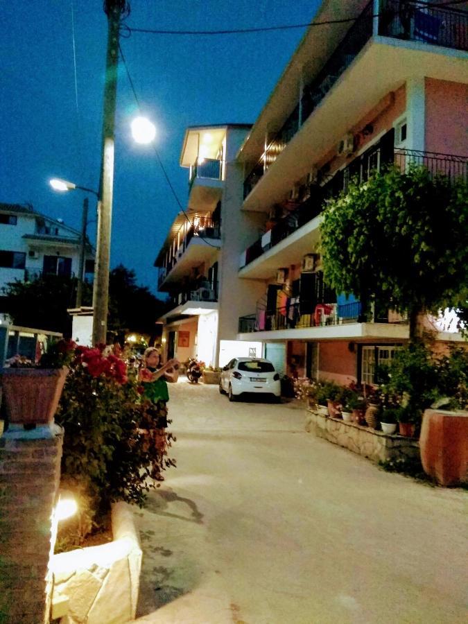 Delfini Otel Nydri  Dış mekan fotoğraf