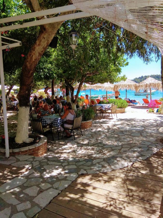 Delfini Otel Nydri  Dış mekan fotoğraf