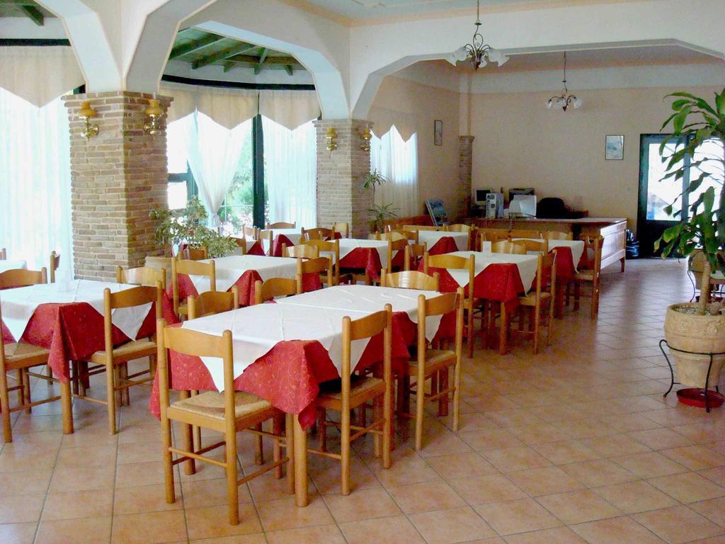 Delfini Otel Nydri  Dış mekan fotoğraf