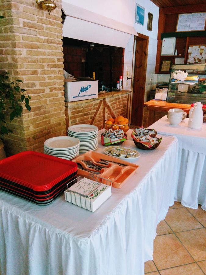 Delfini Otel Nydri  Dış mekan fotoğraf